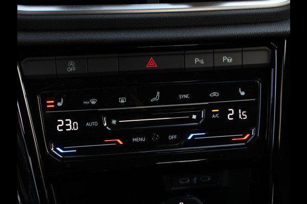 Volkswagen T-Roc 1.5 TSI 150pk DSG R-Line Edition Navigatie Apple Carplay/Android Auto Camera Parkeersensoren Adaptive Cruise Control Dodehoek Assistent Elektrische achterklep Stoel- en stuurverwarming Full Led Climate Control Lichtmetalen velgen