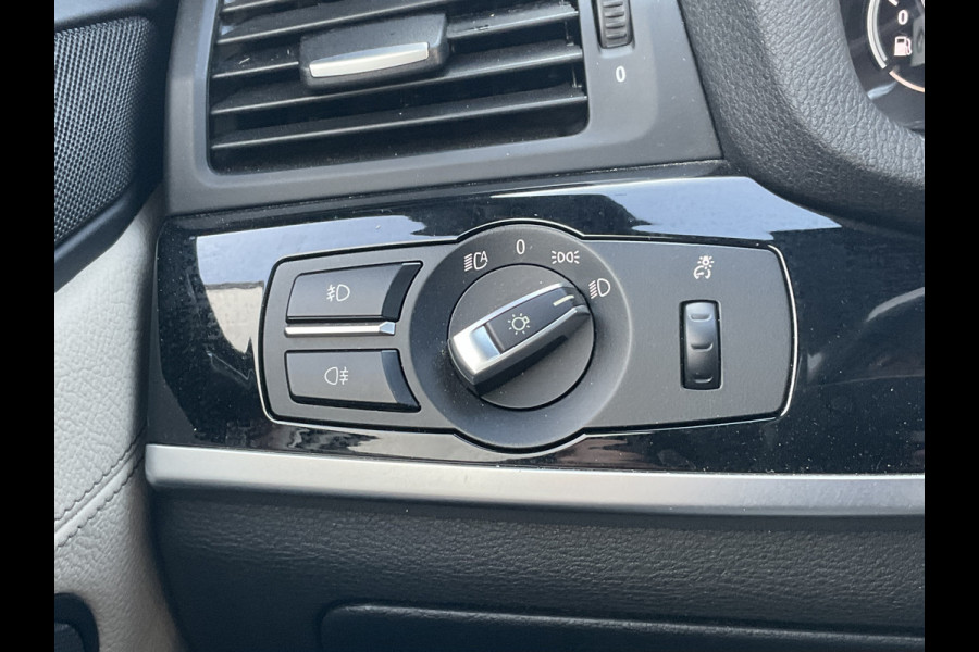 BMW X4 xDrive20i M-Sport Centennial Pano Leder HUD Trekhaak Elek-klep! BMW X4 xDrive20i M-Sport Centennial Pano Leder HUD Trekhaak Elek-klep!