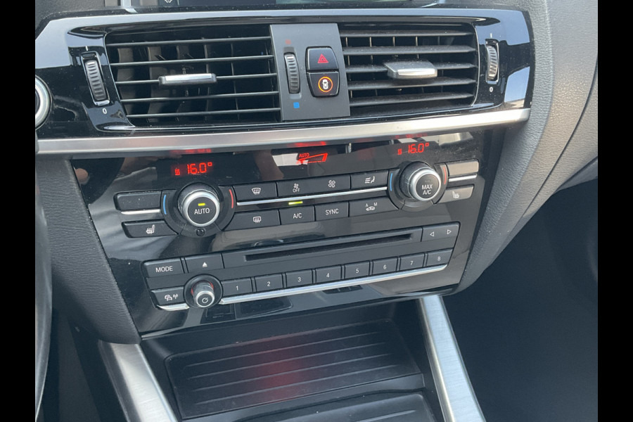 BMW X4 xDrive20i M-Sport Centennial Pano Leder HUD Trekhaak Elek-klep! BMW X4 xDrive20i M-Sport Centennial Pano Leder HUD Trekhaak Elek-klep!