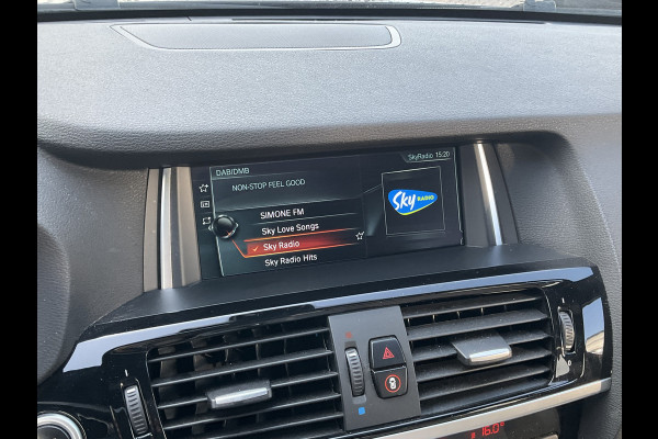 BMW X4 xDrive20i M-Sport Centennial Pano Leder HUD Trekhaak Elek-klep! BMW X4 xDrive20i M-Sport Centennial Pano Leder HUD Trekhaak Elek-klep!