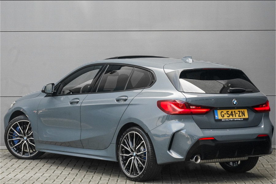 BMW 1-serie 118i High Ex M-Sport Shadow Pano Leder 18"