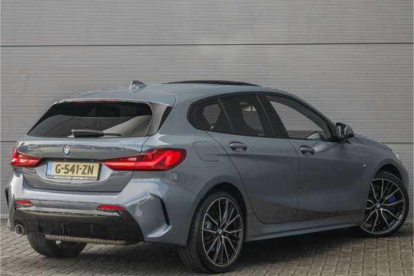 BMW 1-serie 118i High Ex M-Sport Shadow Pano Leder 18"