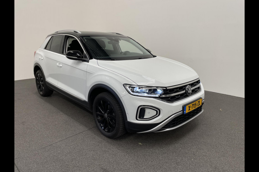 Volkswagen T-Roc 1.5 TSI DSG Style Demo Navigatie Apple Carplay / Android Auto Climate Control Led Digitale Cockpit Adaptive Cruise Control Trekhaak