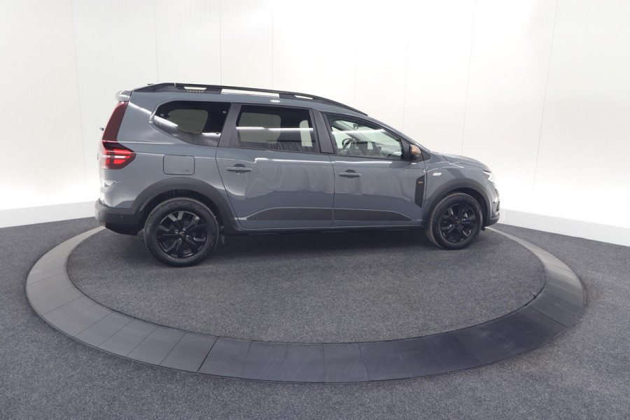 Dacia Jogger TCe 110 Extreme | 7 Zitplaatsen | Camera | Dodehoekdetectie | Stoelverwarming | Apple Carplay
