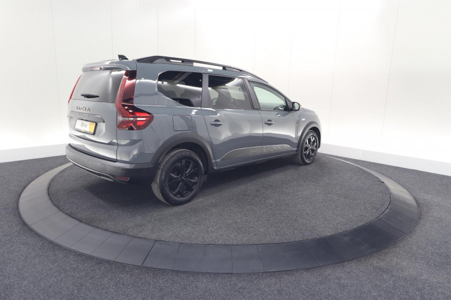 Dacia Jogger TCe 110 Extreme | 7 Zitplaatsen | Camera | Dodehoekdetectie | Stoelverwarming | Apple Carplay
