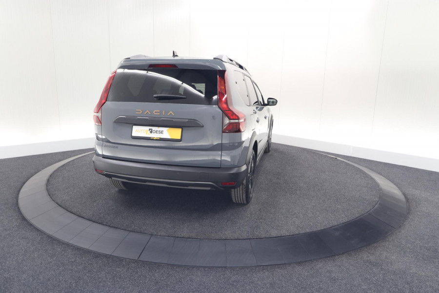 Dacia Jogger TCe 110 Extreme | 7 Zitplaatsen | Camera | Dodehoekdetectie | Stoelverwarming | Apple Carplay