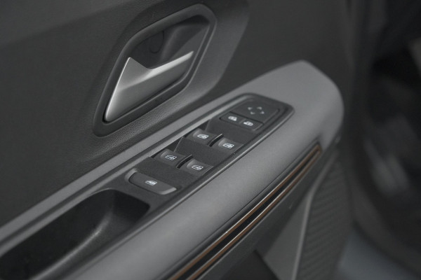Dacia Jogger TCe 110 Extreme | 7 Zitplaatsen | Camera | Dodehoekdetectie | Stoelverwarming | Apple Carplay