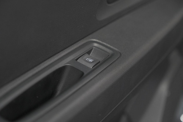 Dacia Jogger TCe 110 Extreme | 7 Zitplaatsen | Camera | Dodehoekdetectie | Stoelverwarming | Apple Carplay