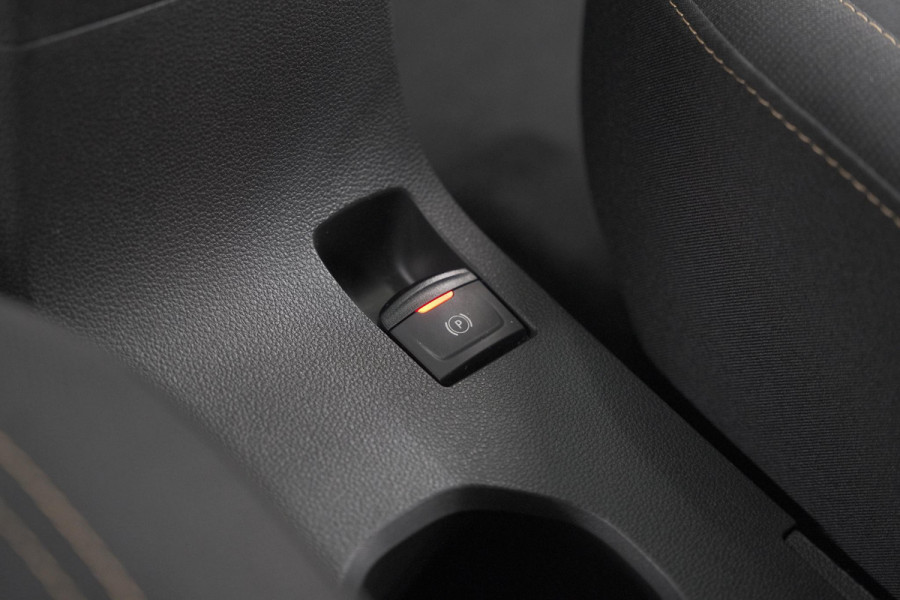 Dacia Jogger TCe 110 Extreme | 7 Zitplaatsen | Camera | Dodehoekdetectie | Stoelverwarming | Apple Carplay