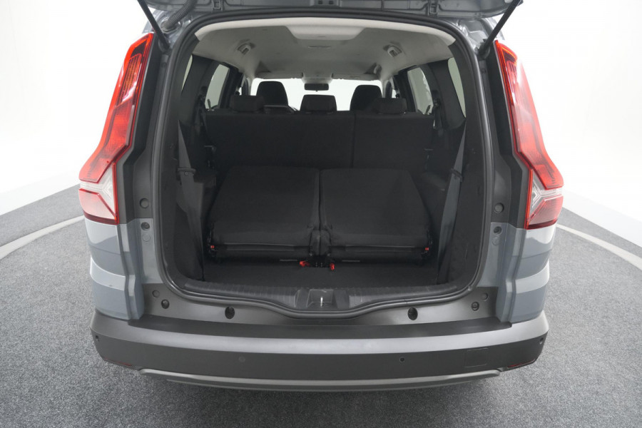 Dacia Jogger TCe 110 Extreme | 7 Zitplaatsen | Camera | Dodehoekdetectie | Stoelverwarming | Apple Carplay