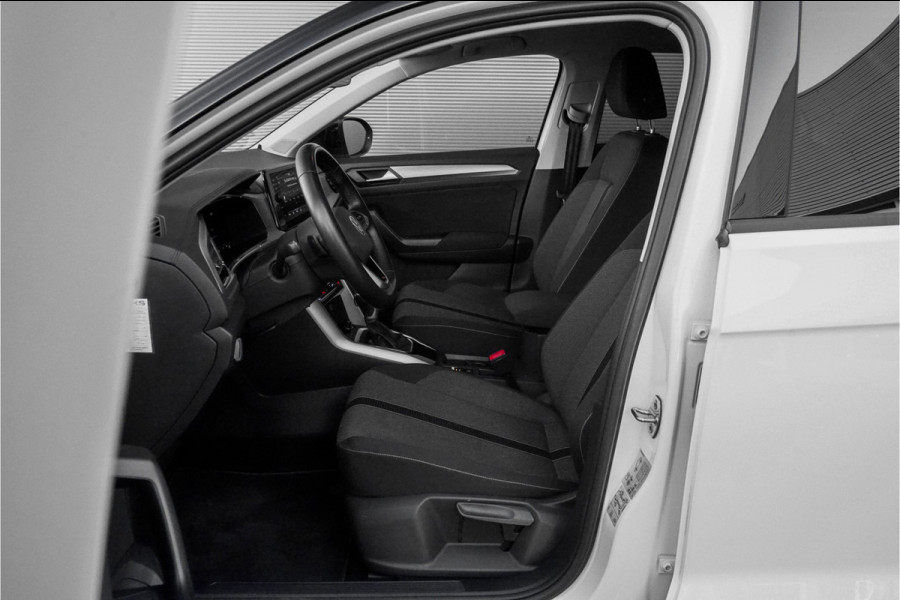 Volkswagen T-Roc 1.5 TSI 150PK Life Automaat ACC Carplay 17"