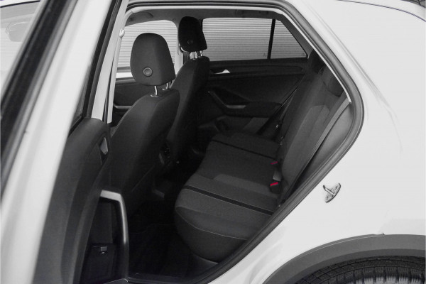 Volkswagen T-Roc 1.5 TSI 150PK Life Automaat ACC Carplay 17"