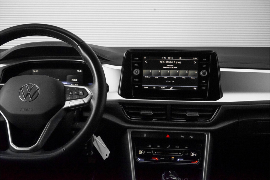 Volkswagen T-Roc 1.5 TSI 150PK Life Automaat ACC Carplay 17"