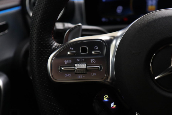 Mercedes-Benz CLA-Klasse AMG 35 4MATIC Premium Plus PANO/CARPLAY/BUR/MEMORY/HUD/VOLL