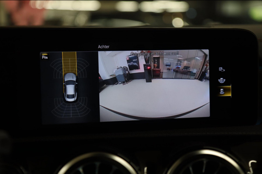 Mercedes-Benz CLA-Klasse AMG 35 4MATIC Premium Plus PANO/CARPLAY/BUR/MEMORY/HUD/VOLL