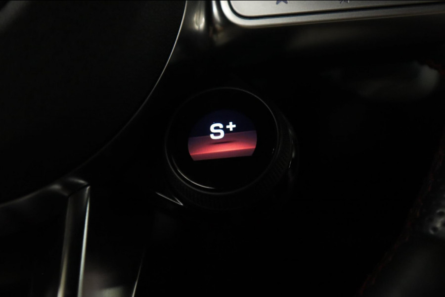 Mercedes-Benz CLA-Klasse AMG 35 4MATIC Premium Plus PANO/CARPLAY/BUR/MEMORY/HUD/VOLL