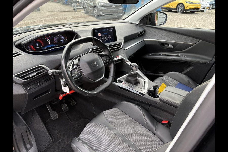 Peugeot 3008 1.2 PureTech Blue Lease Premium 130pk Achteruitrijcamera | Elektrische Achterklep | Climate control | Zwarte Velgen