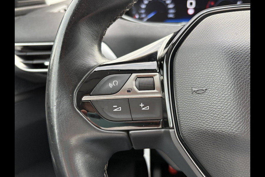 Peugeot 3008 1.2 PureTech Blue Lease Premium 130pk Achteruitrijcamera | Elektrische Achterklep | Climate control | Zwarte Velgen