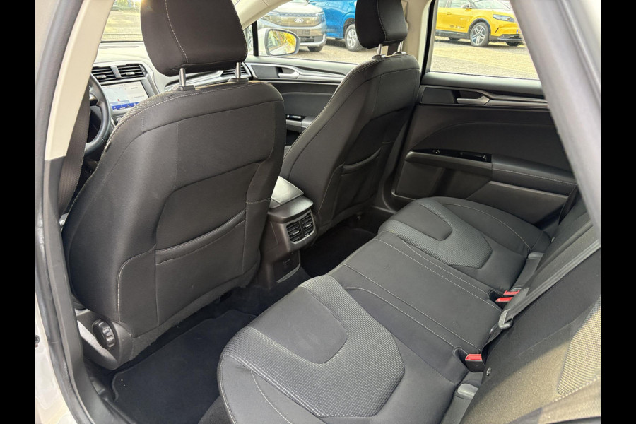 Ford Mondeo Wagon 2.0 IVCT HEV Titanium 187pk Automaat | Lichtmetaal | Navigatie | Apple Carplay / Android auto | Climate control