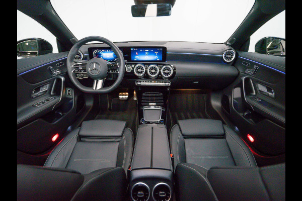 Mercedes-Benz CLA-Klasse CLA 250 e AMG Line | NIGHT | Burmester | Rij-assistent | Leder