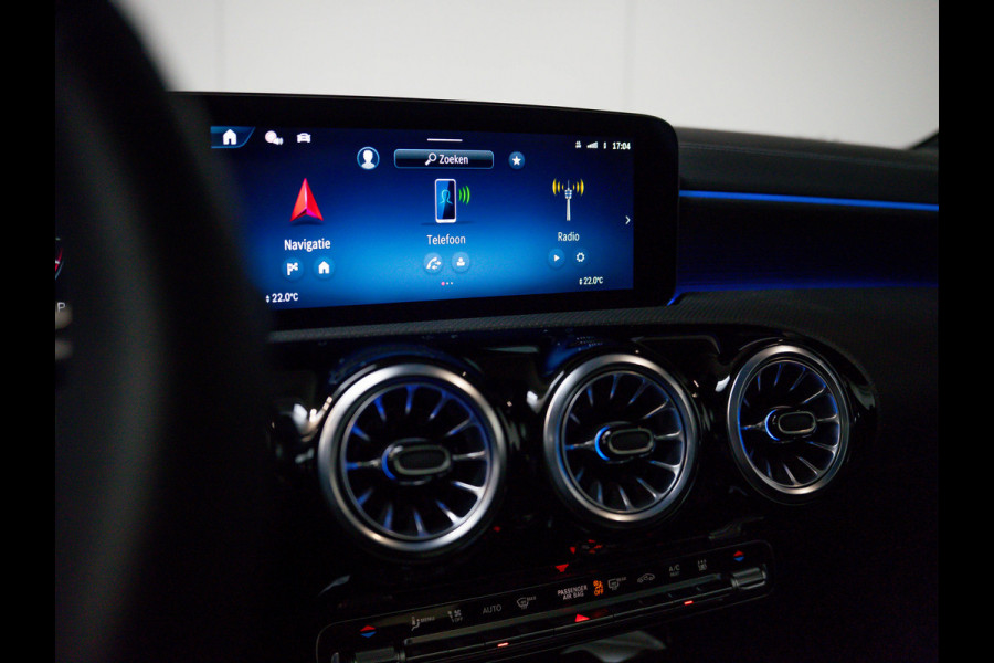 Mercedes-Benz CLA-Klasse CLA 250 e AMG Line | NIGHT | Burmester | Rij-assistent | Leder