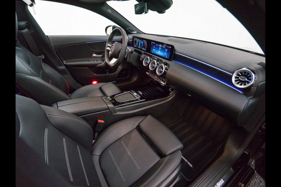 Mercedes-Benz CLA-Klasse CLA 250 e AMG Line | NIGHT | Burmester | Rij-assistent | Leder