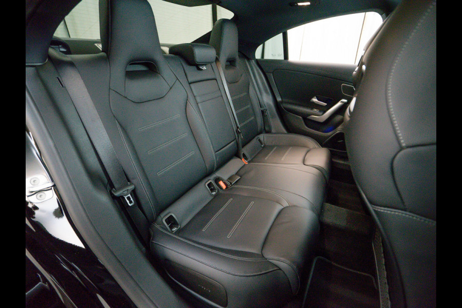 Mercedes-Benz CLA-Klasse CLA 250 e AMG Line | NIGHT | Burmester | Rij-assistent | Leder