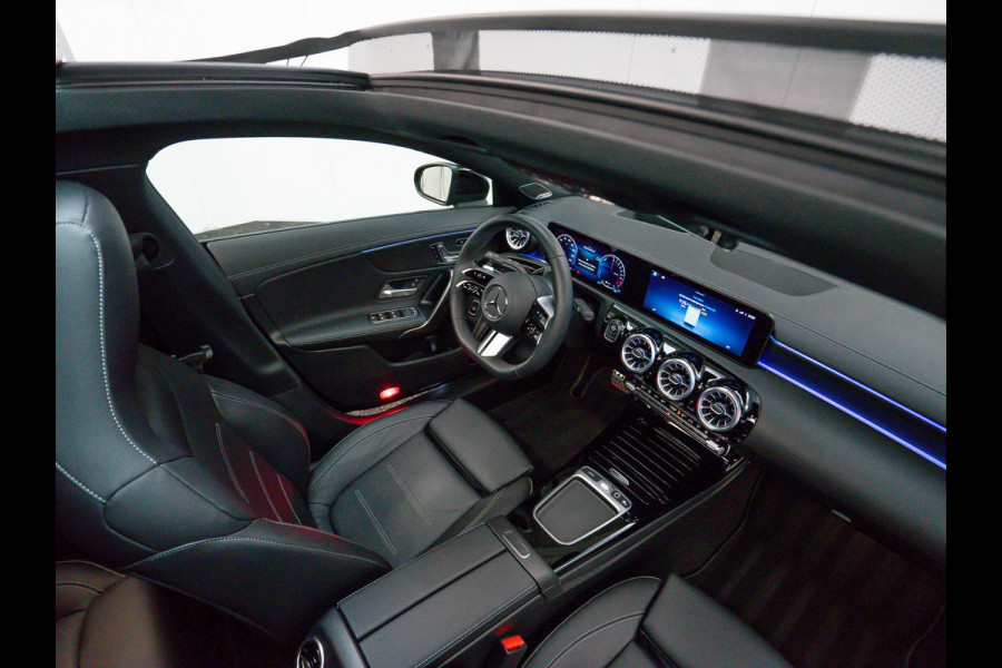 Mercedes-Benz CLA-Klasse CLA 250 e AMG Line | NIGHT | Burmester | Rij-assistent | Leder