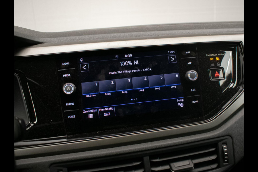 Volkswagen Polo 1.0 TSI Beats Sport (APPLE CARPLAY,NAVI,CRUISE,CLIMATE,LED,SPORTSTOELEN,LM VELGEN,NETTE STAAT)