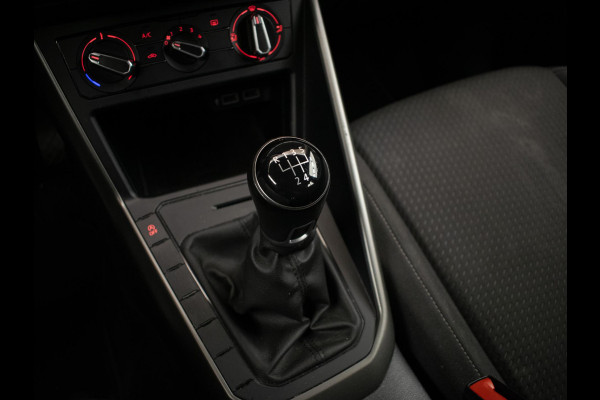 Volkswagen Polo 1.0 TSI Beats Sport (APPLE CARPLAY,NAVI,CRUISE,CLIMATE,LED,SPORTSTOELEN,LM VELGEN,NETTE STAAT)