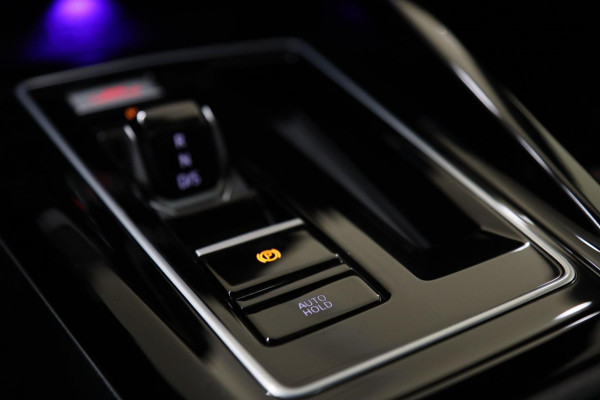 Volkswagen Golf 2.0 TSI GTI CLUBSPORT PANO/HUD/H&K/IQ/NAVI/CAM