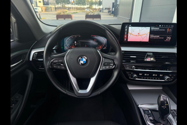 BMW 5 Serie 520i High Exe m2021 FULL SCHUIFDAK NAVI CAMERA SPORTVELGEN