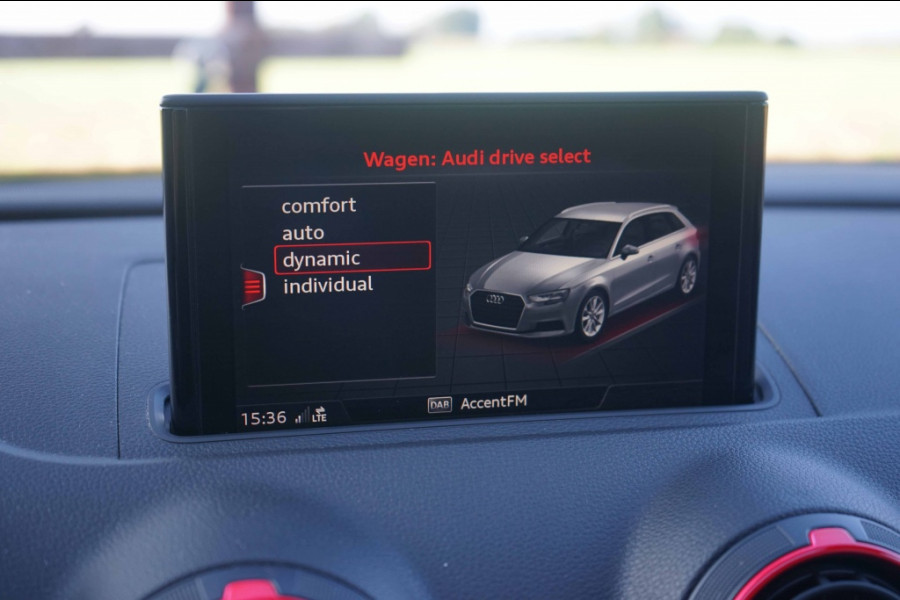 Audi RS3 Sportback 2.5 TFSI Quattro Pano/DCC/ACC/B&O/Catalunya-red