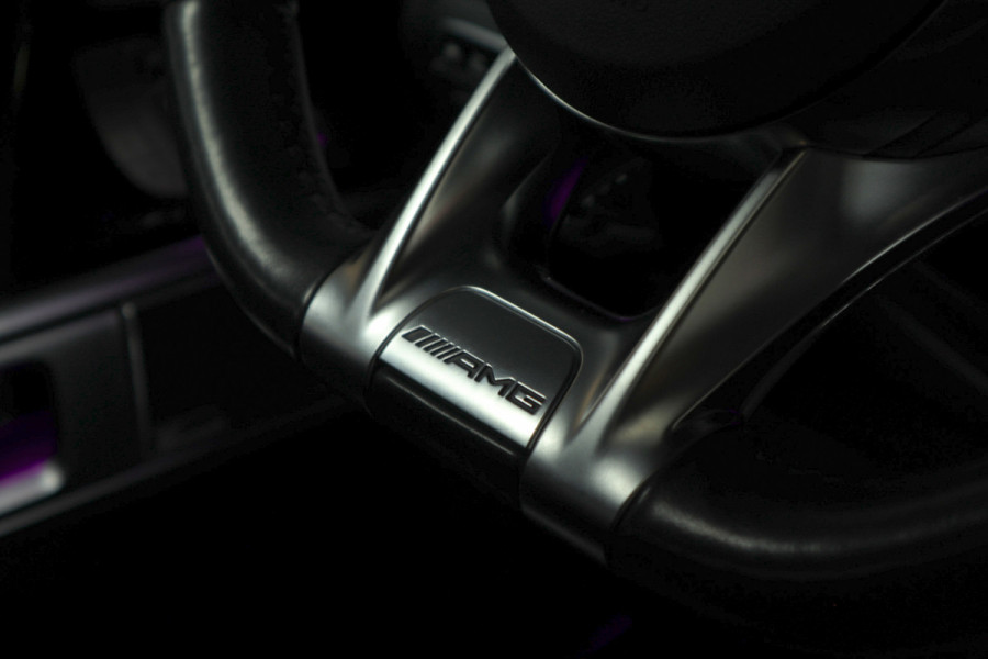 Mercedes-Benz G63 AMG Panodak Carbon Burmester Leer 360 PTS Open dak Navi Memory Stoelventilatie Stoelverwarming Climate NL auto