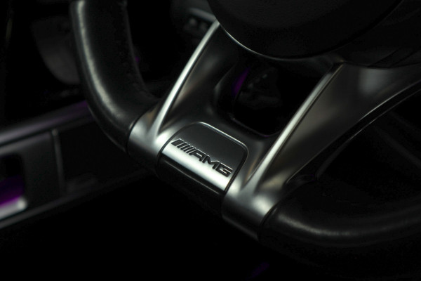 Mercedes-Benz G63 AMG Panodak Carbon Burmester Leer 360 PTS Open dak Navi Memory Stoelventilatie Stoelverwarming Climate NL auto