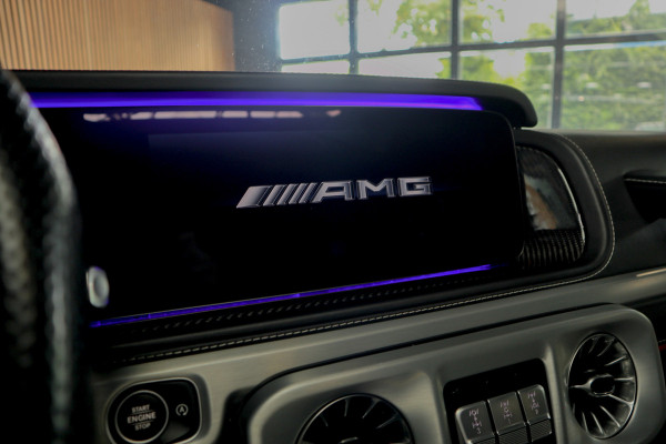 Mercedes-Benz G63 AMG Panodak Carbon Burmester Leer 360 PTS Open dak Navi Memory Stoelventilatie Stoelverwarming Climate NL auto
