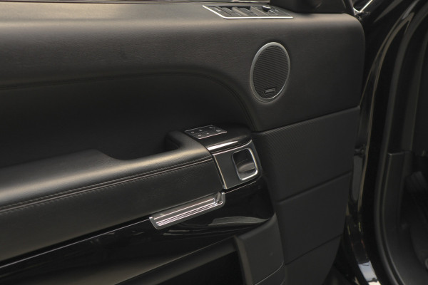 Land Rover Range Rover 3.0 TDV6 HSE Black Pack Pano Meridian Carplay 22'' LM velgen Leer Navi Camera ACC Zwarte binnenhemel Climate (3-zone)