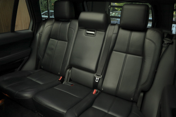 Land Rover Range Rover 3.0 TDV6 HSE Black Pack Pano Meridian Carplay 22'' LM velgen Leer Navi Camera ACC Zwarte binnenhemel Climate (3-zone)