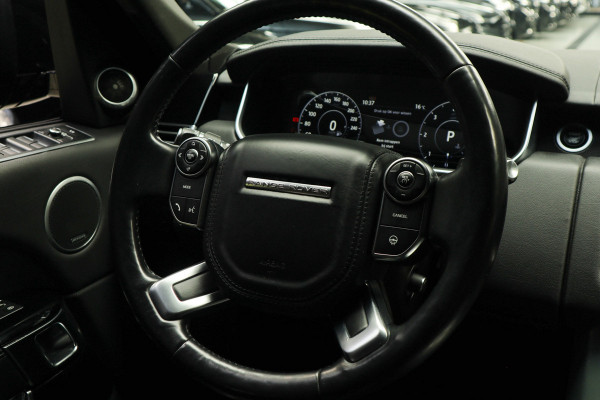 Land Rover Range Rover 3.0 TDV6 HSE Black Pack Pano Meridian Carplay 22'' LM velgen Leer Navi Camera ACC Zwarte binnenhemel Climate (3-zone)