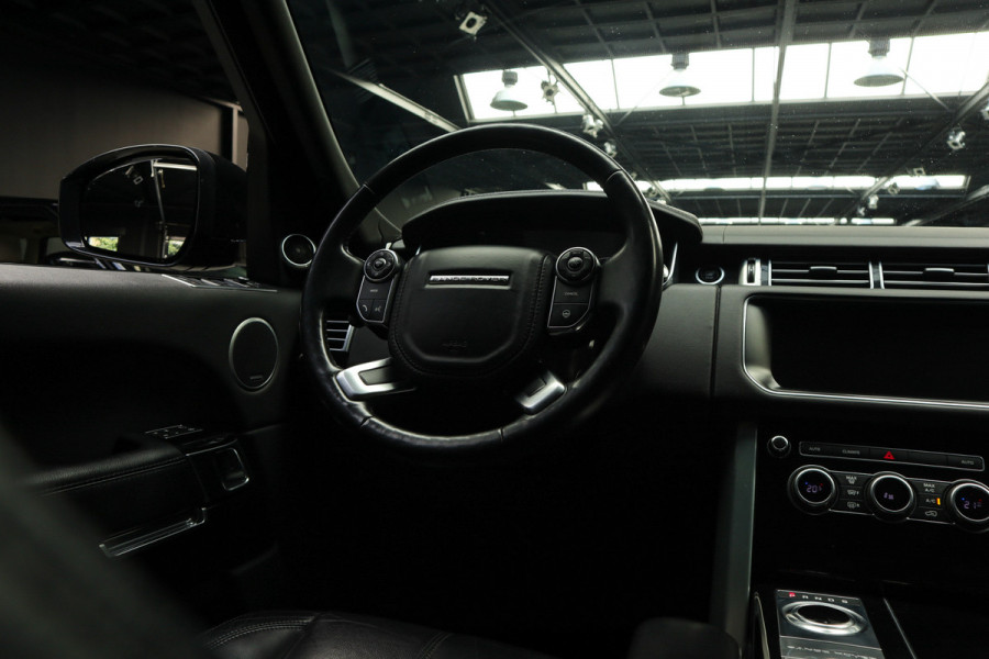 Land Rover Range Rover 3.0 TDV6 HSE Black Pack Pano Meridian Carplay 22'' LM velgen Leer Navi Camera ACC Zwarte binnenhemel Climate (3-zone)