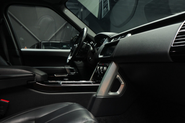 Land Rover Range Rover 3.0 TDV6 HSE Black Pack Pano Meridian Carplay 22'' LM velgen Leer Navi Camera ACC Zwarte binnenhemel Climate (3-zone)