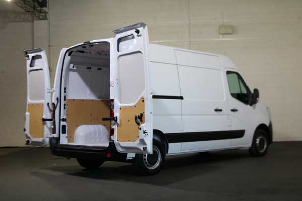 Renault Master 2.3 dCi 150pk L2 H2