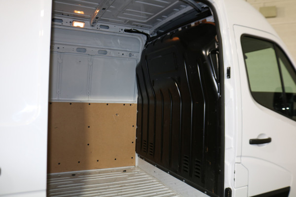 Renault Master 2.3 dCi 150pk L2 H2