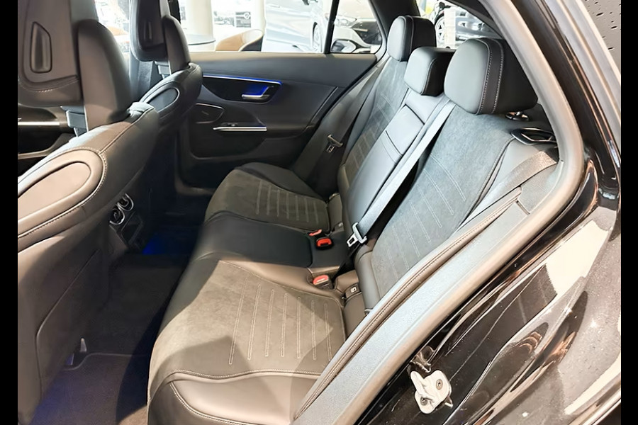 Mercedes-Benz C-Klasse Estate 300e AMG ** LED, MBUX+, WINTER-, KEYLESS-, MEMORY-, SPIEGEL-PACK ** Slechts 9.878km. - UNFALLFREI ** ** INFORMEER OOK NAAR ONZE AANTREKKELIJKE FINANCIAL-LEASE TARIEVEN ** Mercedes-Benz C-Klasse Estate 300e AMG ** LED, MBUX+, WINTER-, KEYLESS-, MEMORY-, SPIEGEL-PACK ** Slechts 9.878km. - UNFALLFREI ** ** INFORMEER OOK NAAR ONZE AANTREKKELIJKE FINANCIAL-LEASE TARIEVEN **