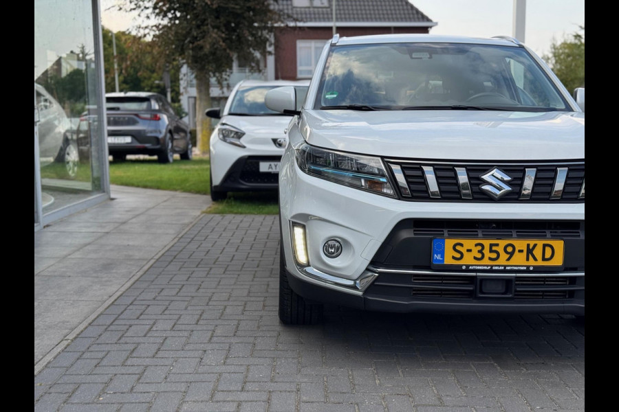 Suzuki Vitara 1.4 Boosterjet Smart Hybrid Automaat Select | Trekhaak, Apple CarPlay/Android Auto, Stoelverwarming, Adaptive cruise control, 1.