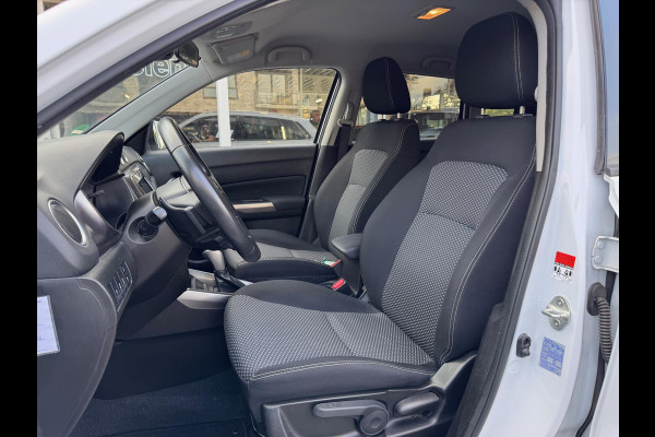 Suzuki Vitara 1.4 Boosterjet Smart Hybrid Automaat Select | Trekhaak, Apple CarPlay/Android Auto, Stoelverwarming, Adaptive cruise control, 1.