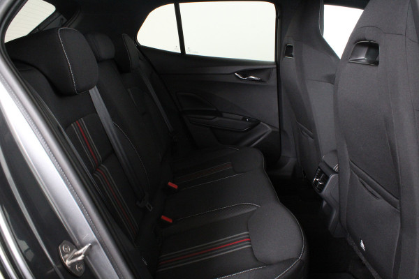 Škoda Fabia 1.0 TSI Monte Carlo (116pk) > Winterpakket Plus/Zwart dak/Camera... Škoda Fabia 1.0 TSI Monte Carlo (116pk) > Winterpakket Plus/Zwart dak/Camera...