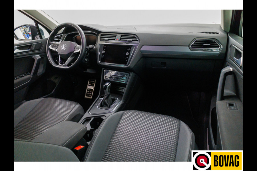 Volkswagen Tiguan 1.4 TSI eHybrid Active 245 PK | Elec. trekhaak | Stoel- & stuurverwarming | Adaptieve cruise, App. connect, Navigatie