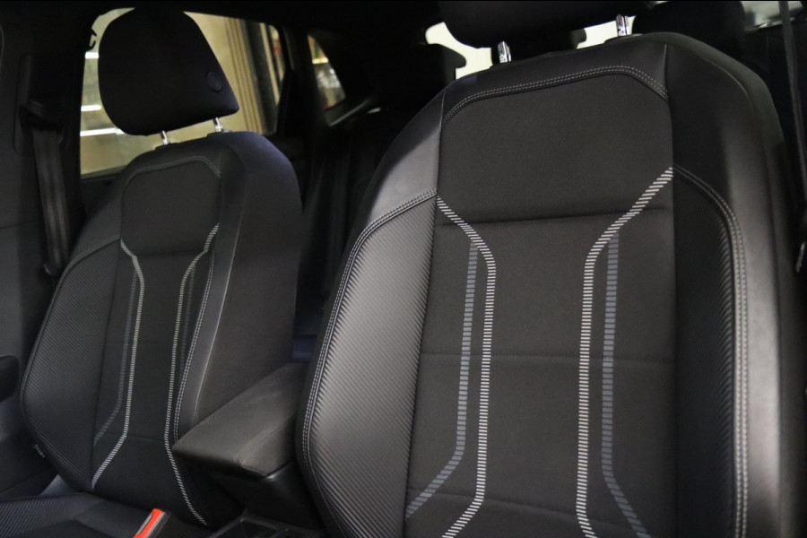 Volkswagen Polo 1.0 TSI Highline Business R / CARPLAY/CAMERA/NAVI/SFEER/VOL Volkswagen Polo 1.0 TSI Highline Business R / CARPLAY/CAMERA/NAVI/SFEER/VOL