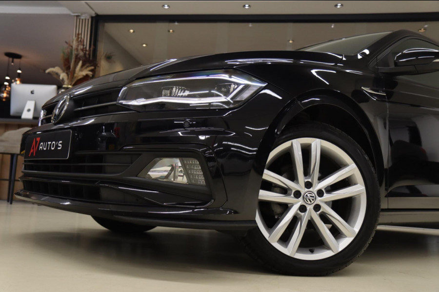 Volkswagen Polo 1.0 TSI Highline Business R / CARPLAY/CAMERA/NAVI/SFEER/VOL Volkswagen Polo 1.0 TSI Highline Business R / CARPLAY/CAMERA/NAVI/SFEER/VOL